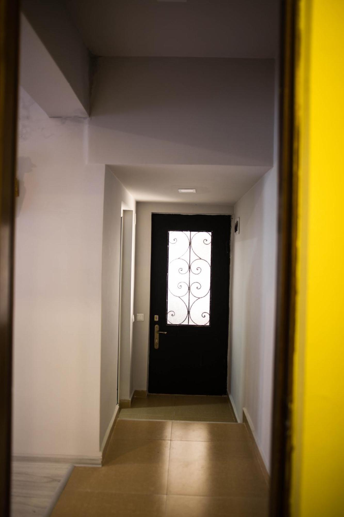 Central Apart-Hotel Batumi Room photo